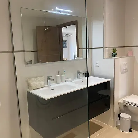 T2 Neuf 4 Personnes Avec Piscine/terrain Tennis * Porto-Vecchio (Corsica)