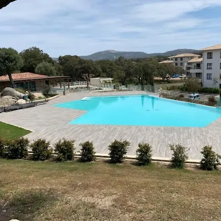 T2 Neuf 4 Personnes Avec Piscine/terrain Tennis Porto-Vecchio (Corsica)