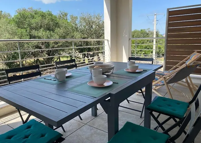 T2 Neuf 4 Personnes Avec Piscine/terrain Tennis דירה