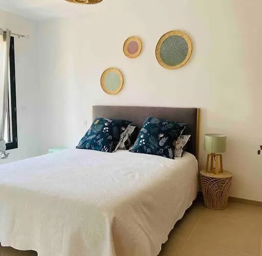 Appartement T2 Neuf 4 Personnes Avec Piscine/terrain Tennis Porto-Vecchio (Corsica)