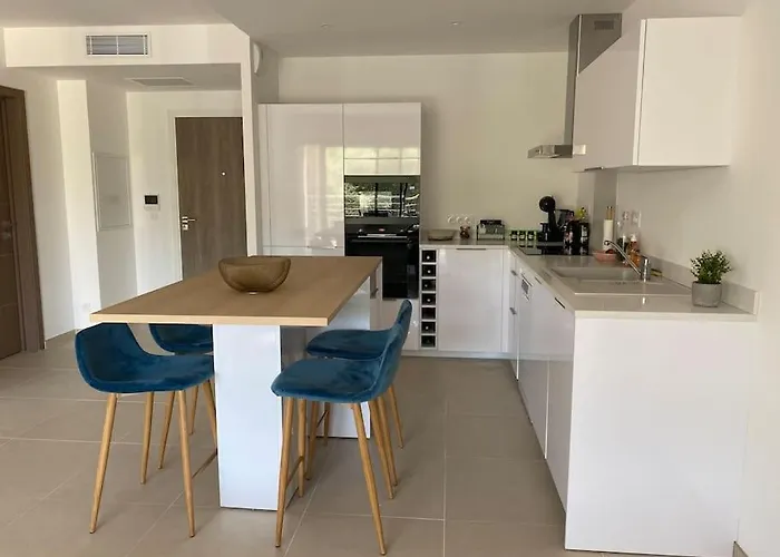 T2 Neuf 4 Personnes Avec Piscine/terrain Tennis Appartement