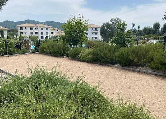 Appartement T2 Neuf 4 Personnes Avec Piscine/terrain Tennis *