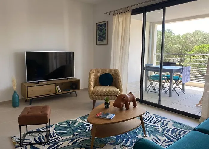 T2 Neuf 4 Personnes Avec Piscine/terrain Tennis * Porto-Vecchio (Corsica)